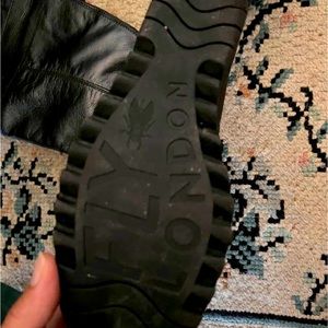 London Fly Wedge Boot 8US Silver Grey Adjustable